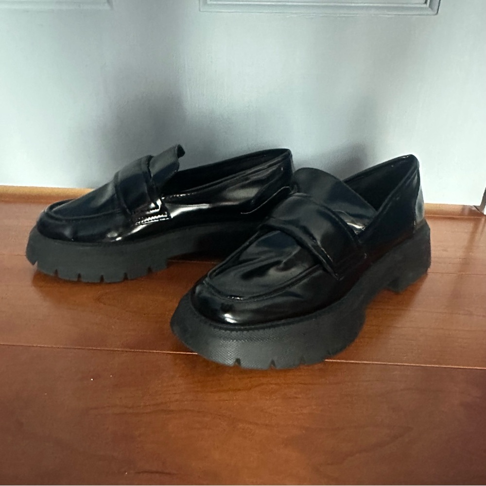 Black Chunky Loafers